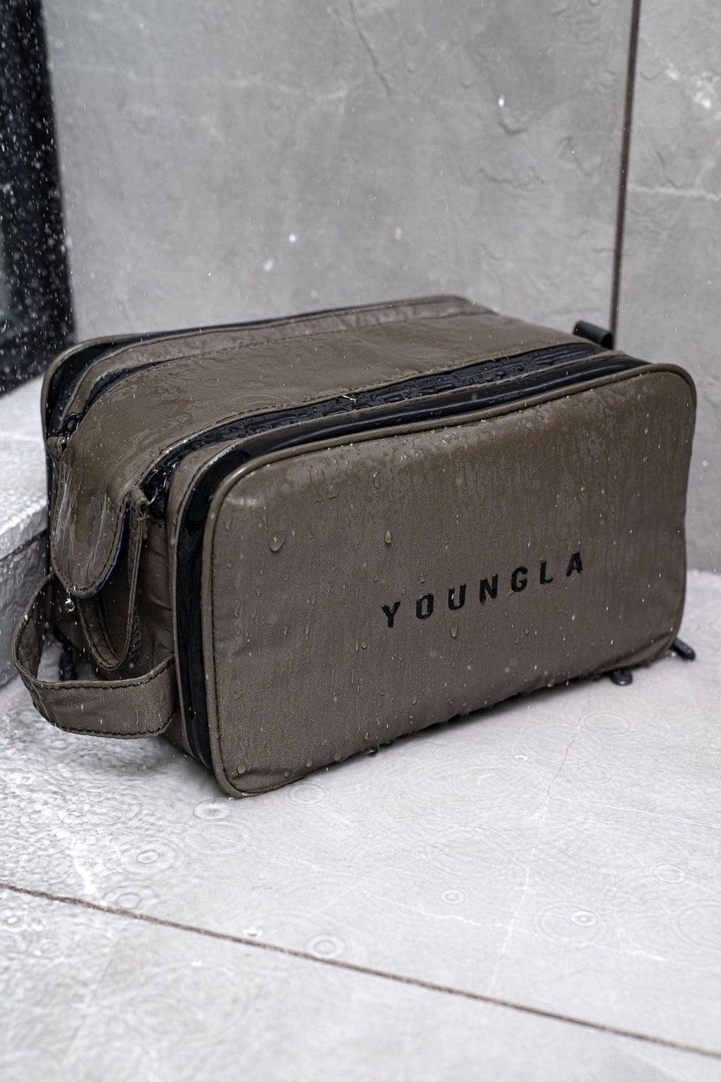 950 LAH TOILETRY BAG
