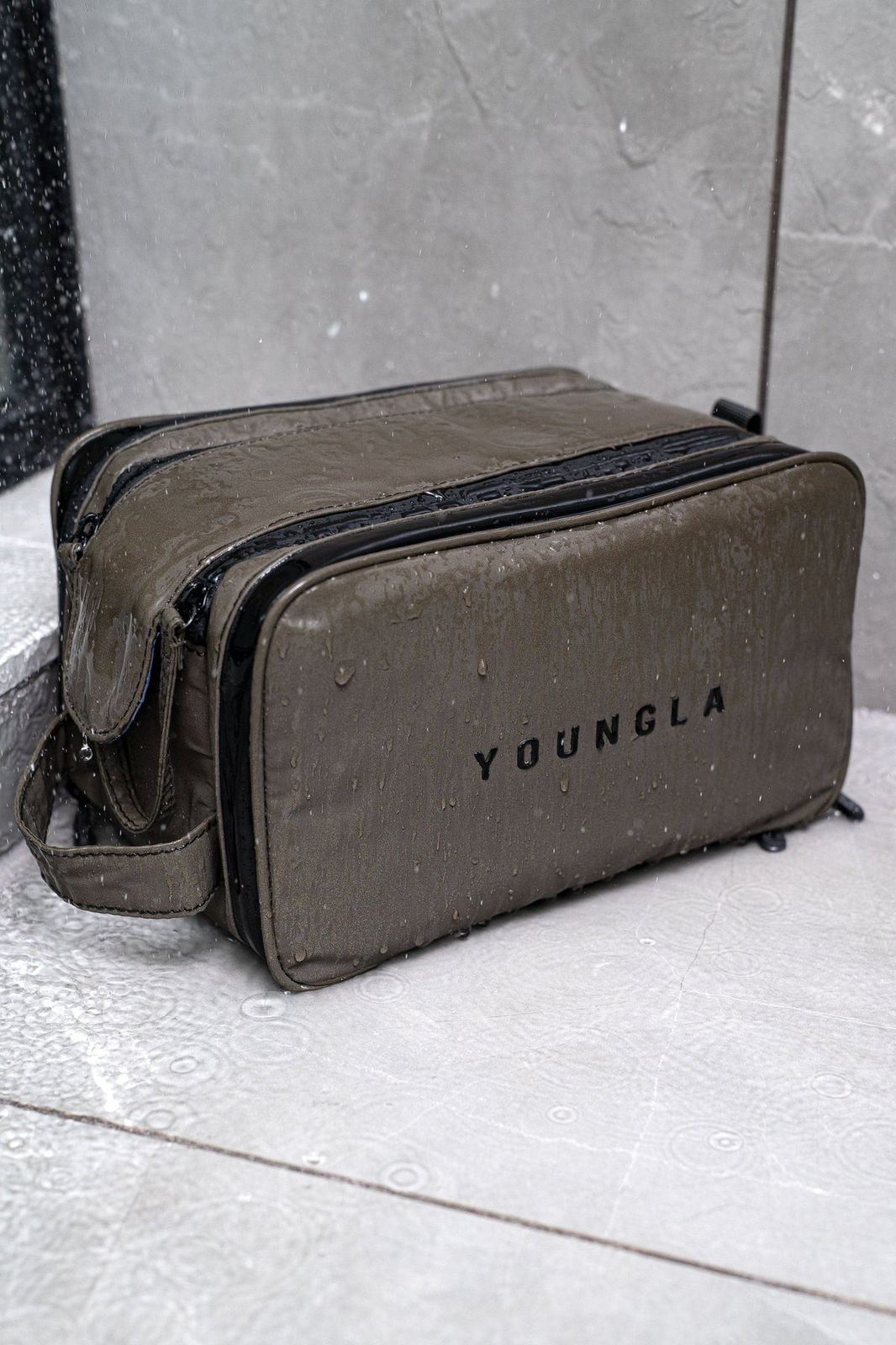 950 LAH TOILETRY BAG