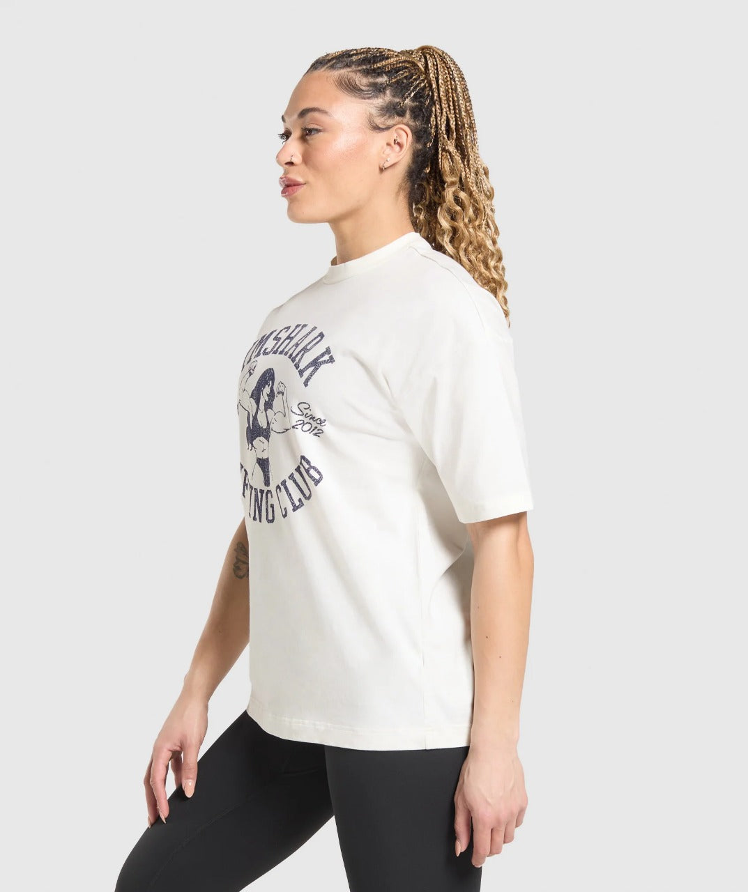 LIFTING GIRL GRAPHIC OVERSIZED TEE