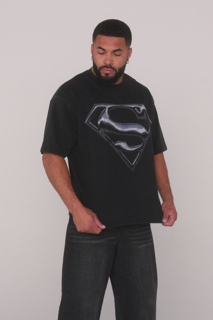 4044 - SUPERMAN GRAPHIC TEES